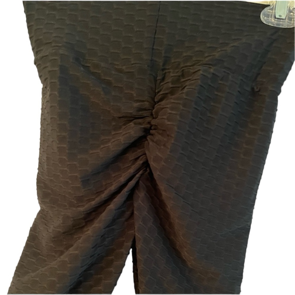 Activeware - Picture 3 of 6